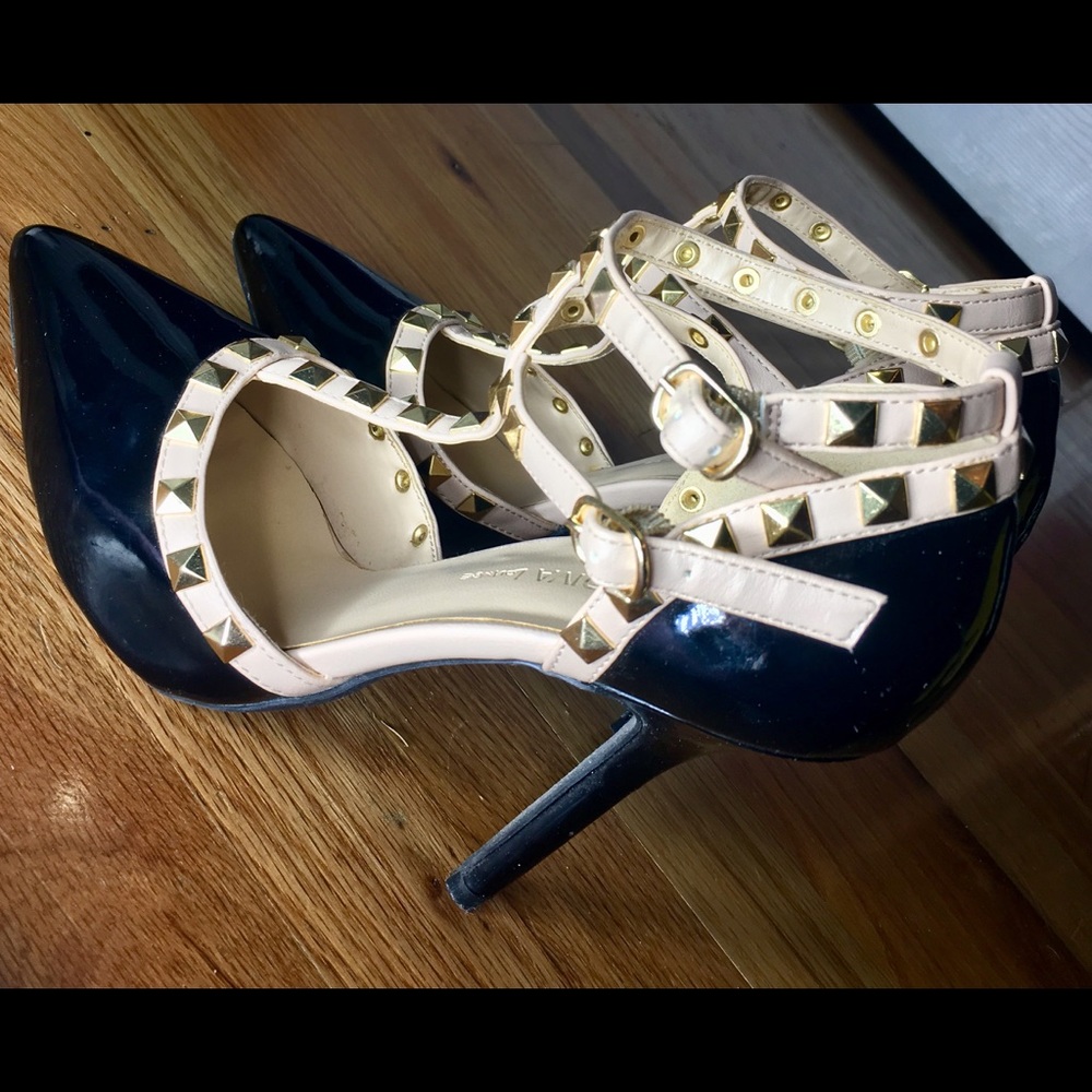Wild Diva Pointed Heel
